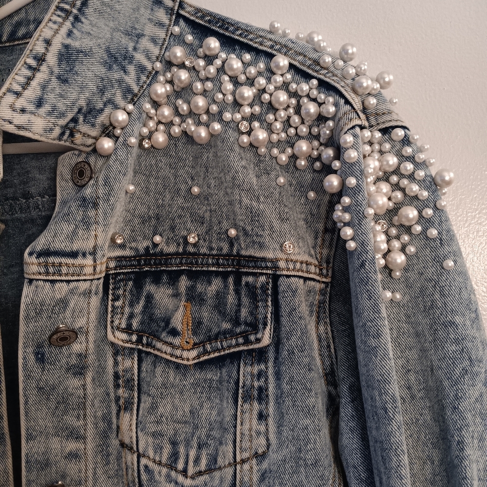 Jean Jacket w/Pearls - Picture 3 of 4